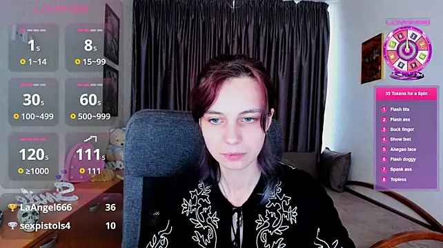 MiniLysii stripchat live cam model