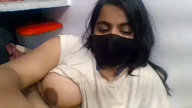 Ritu_Raj0 stripchat live cam model