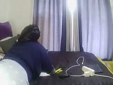 RealQueenOfSouth stripchat live cam model