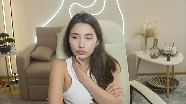 NadiaFesus stripchat live cam model