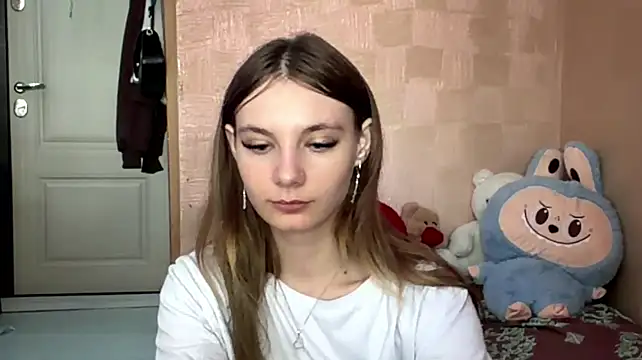 CeriseMaalox stripchat live cam model