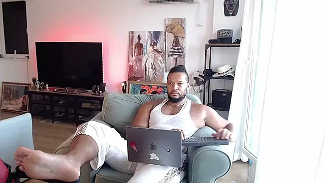 1LordKingsley stripchat live cam model