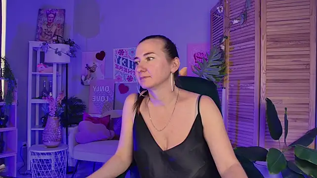 Golden_Dragon stripchat live cam model