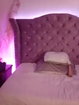 Paris_Harper1 stripchat live cam model