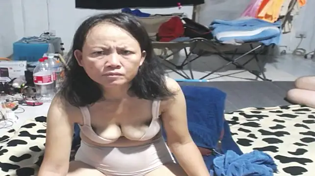 1CuteAndSexy69 stripchat live cam model