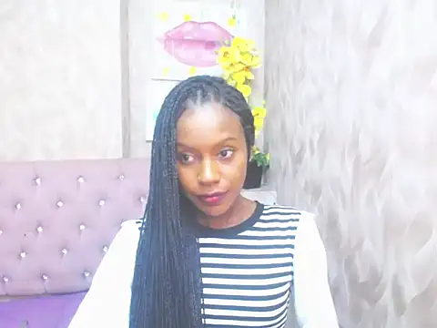 Blesiniha stripchat live cam model