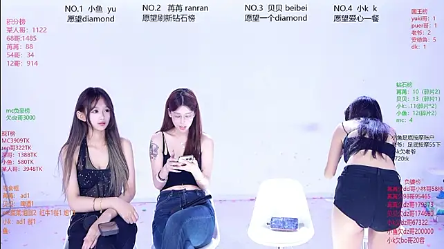 Novagirls-001 stripchat live cam model