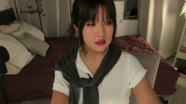 Erika_Kim stripchat live cam model