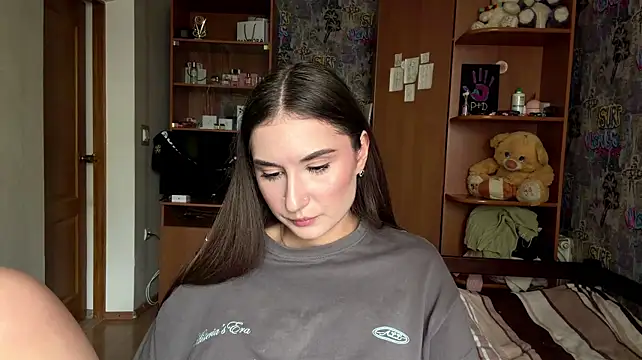 KittyNoSkirty stripchat live cam model