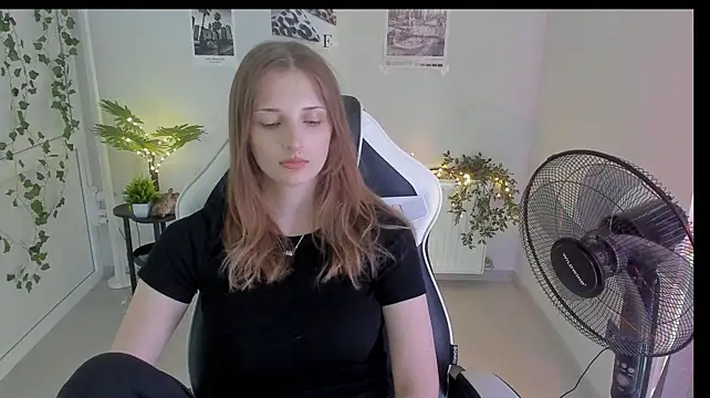 Star_Nellie stripchat live cam model