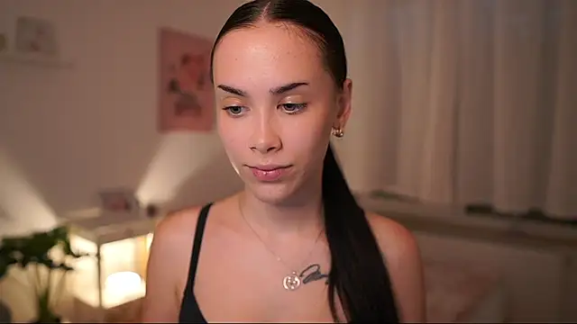 MagenRain stripchat live cam model