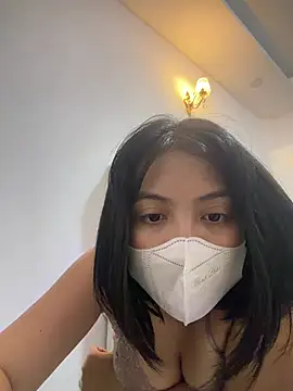 Maiiiii_sweety stripchat live cam model
