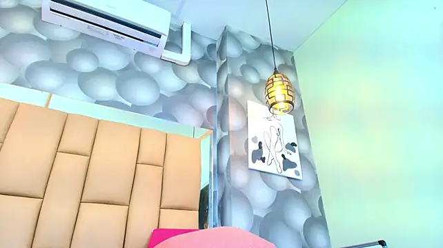 mss_samy stripchat live cam model