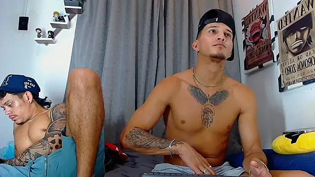 Friendsofeverything_ stripchat live cam model