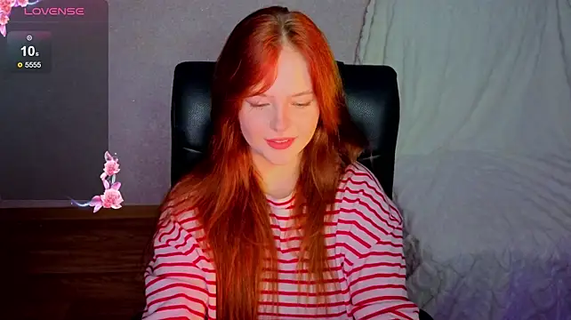 Elle_Funning stripchat live cam model