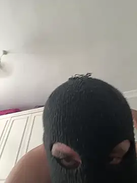 Ladydarkkk stripchat live cam model
