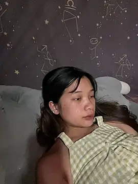 Xiuxiu-zz stripchat live cam model