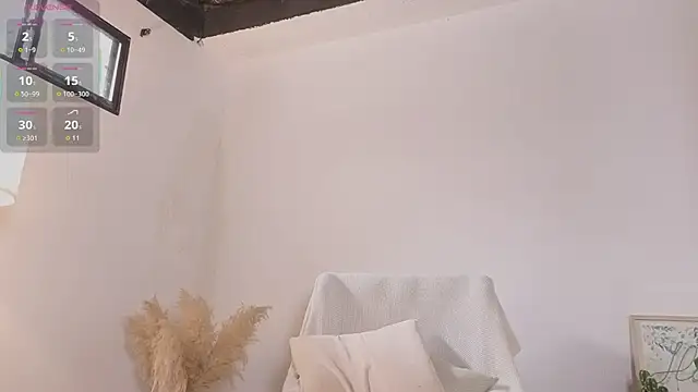 Emmaaa777 stripchat live cam model