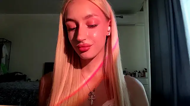TanekaAmela stripchat live cam model