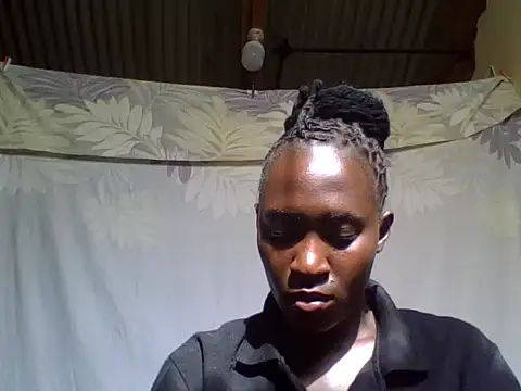 Ebonylynn stripchat live cam model