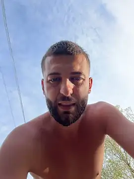 Pablo_Hornyguy95 stripchat live cam model