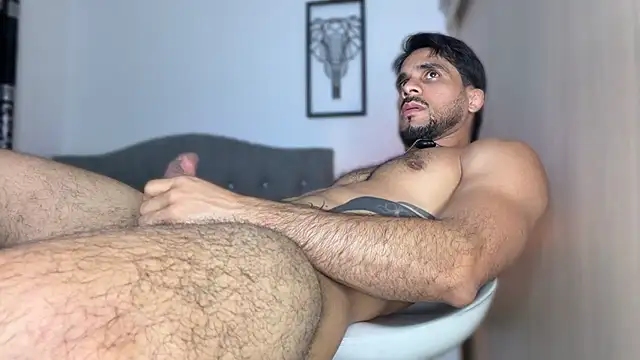 Maximiliano_ford stripchat live cam model