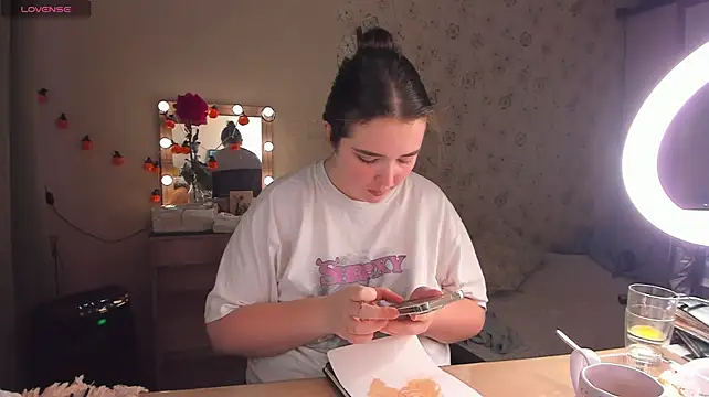 Alice_next_door stripchat live cam model