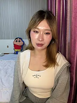 A-cola stripchat live cam model