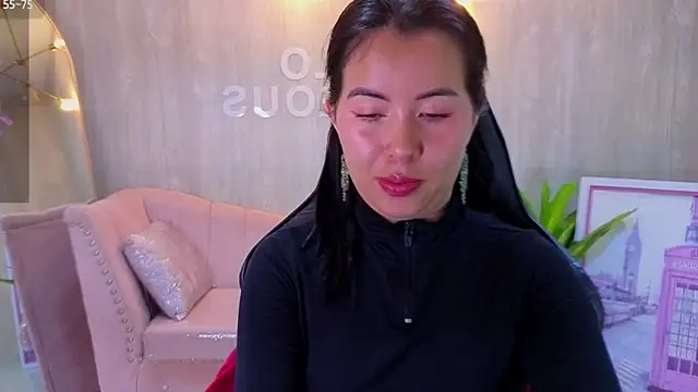 Kylia_a stripchat live cam model