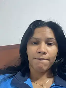 KathLovee stripchat live cam model