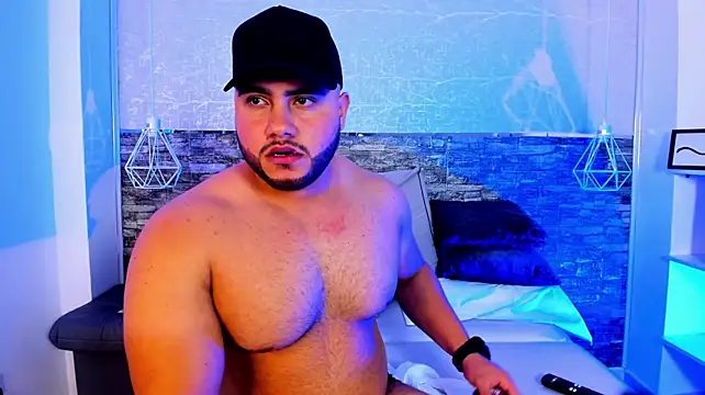 apolorusso stripchat live cam model