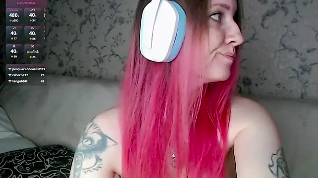 Tastycherrypie stripchat live cam model