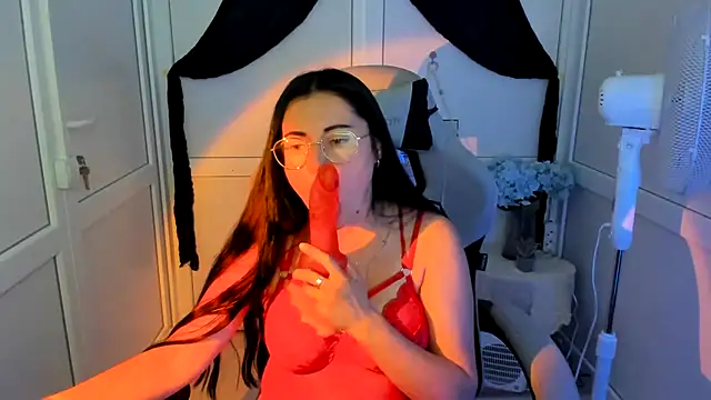 ChloeVibee stripchat live cam model
