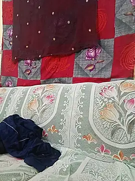 Nehaa702213 stripchat live cam model