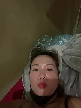 -Phuongthao- stripchat live cam model