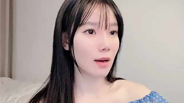-Ruby99 stripchat live cam model