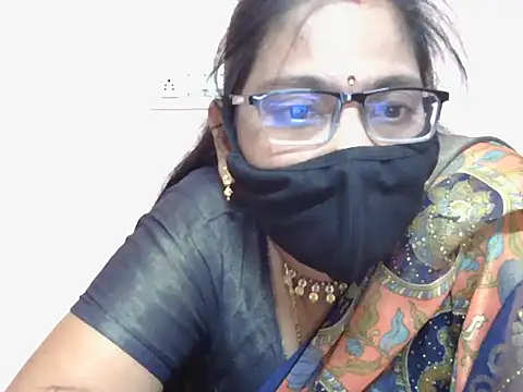 kajal-32telugu stripchat live cam model