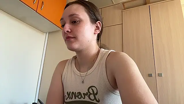 ShereeRepetowski stripchat live cam model