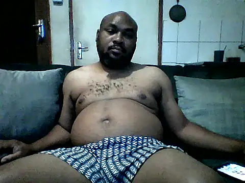 SWEETLEO stripchat live cam model