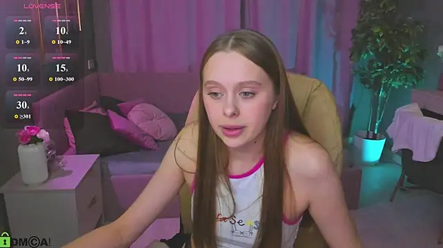 Meg_Ryann stripchat live cam model