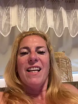 Rockdirty stripchat live cam model