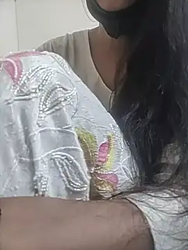 Amisha_kaur stripchat live cam model