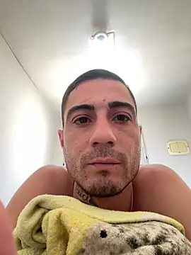 guimoooca stripchat live cam model