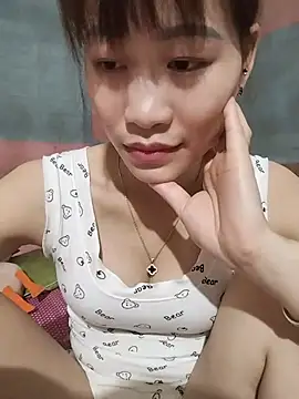 Logii_x stripchat live cam model