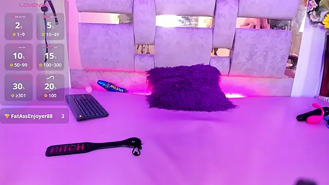 Mia-Stanly stripchat live cam model