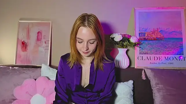 CarolineMarlow stripchat live cam model