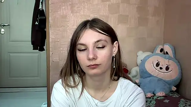 CeriseMaalox stripchat live cam model