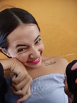 -Nicol stripchat live cam model