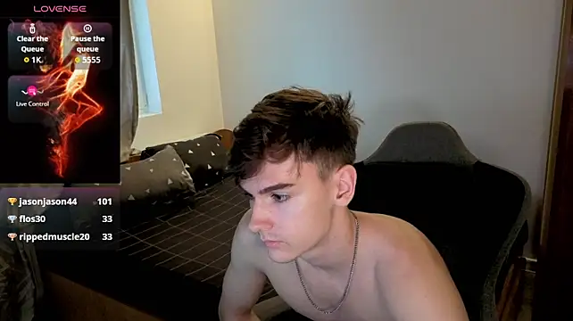 BradyFlint stripchat live cam model