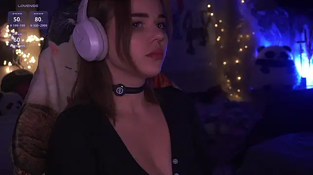 _MiniNika_ stripchat live cam model